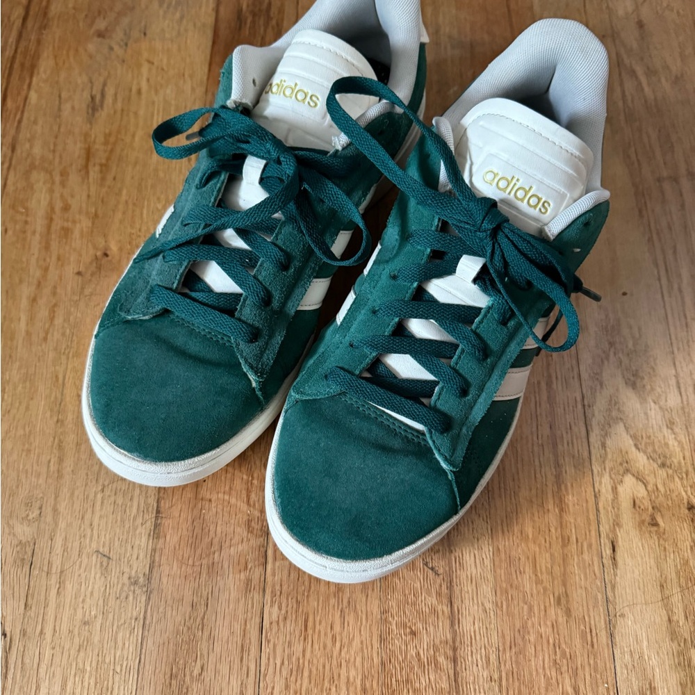 Adidas Alpha Court Sneaker